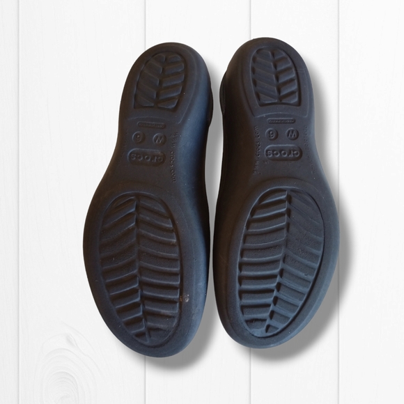 CROCS Women's Olivia Black Jeweled Slingback Croslite Flat Sandals - Picture 13 of 16